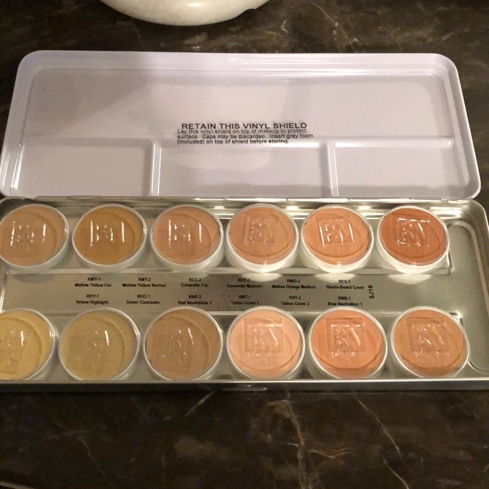 Ben nye concealer Creme color palette